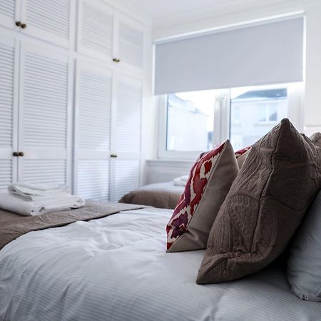 Meadowburn View Appartement Wishaw  Buitenkant foto